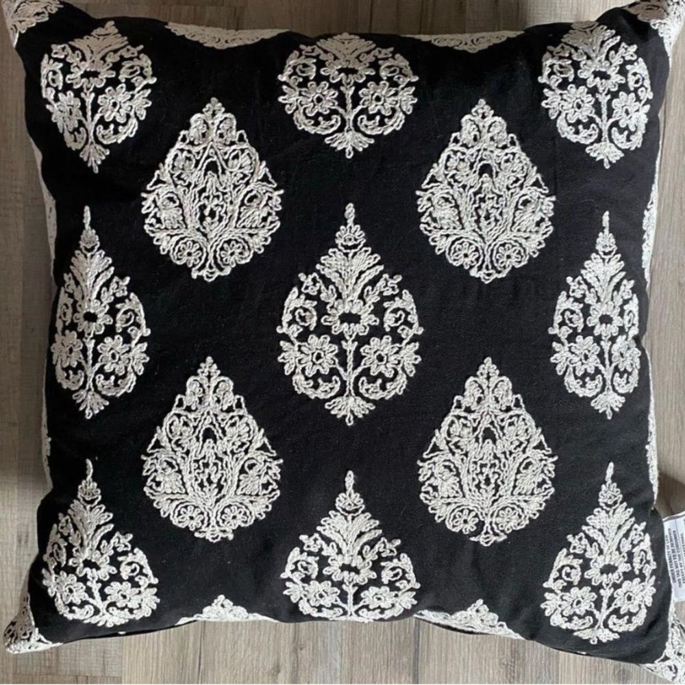 Dream Home NY Embroidered Medallion Black and White Decorative Pillow